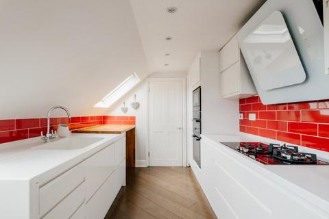 2 bedroom apartment to rent, Finchley Road, London, NW3