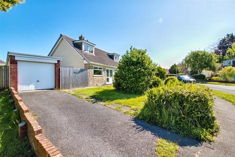 3 bedroom detached bungalow for sale, Heol Derw, Cardigan