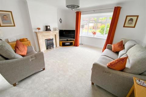 3 bedroom detached bungalow for sale, St. Andrews Court, Newton Aycliffe