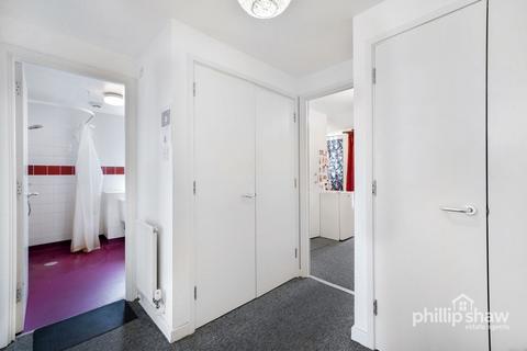 2 bedroom flat for sale, Nash Way, Kenton, HA3