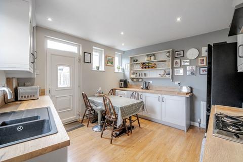 2 Anchor Road, Harrogate, HG1 4TA