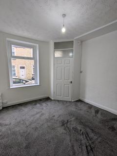 2 bedroom terraced house to rent, Dall Street, Burnley BB11