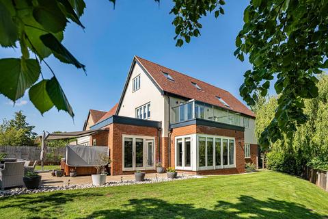53c Gatcombe, Great Holm, Milton Keynes, MK8 9EA