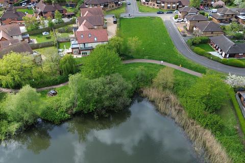 53c Gatcombe, Great Holm, Milton Keynes, MK8 9EA