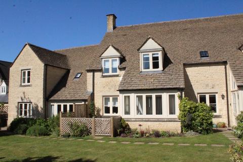 2 bedroom retirement property for sale, The Orchard, Fairford