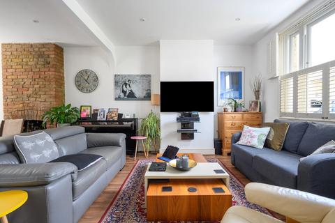 undefined, Mayo Road, Walton-on-Thames, KT12