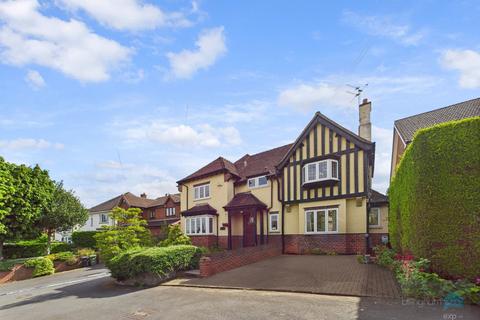 4 bedroom detached house for sale, Ham Lane, Stourbridge DY9
