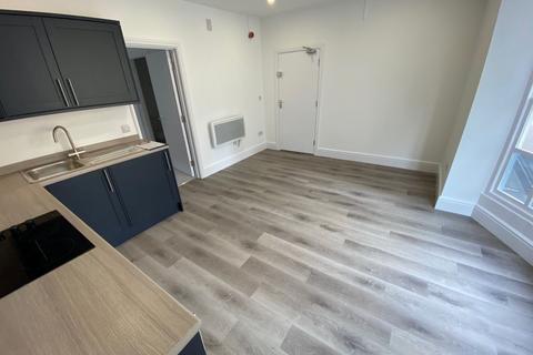 1 bedroom flat for sale, Flat 1, 43 East Street, Weymouth, Dorset, DT4 8BP