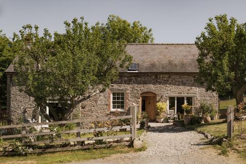 4 bedroom detached house for sale, Treble Hill, Glasbury, Powys