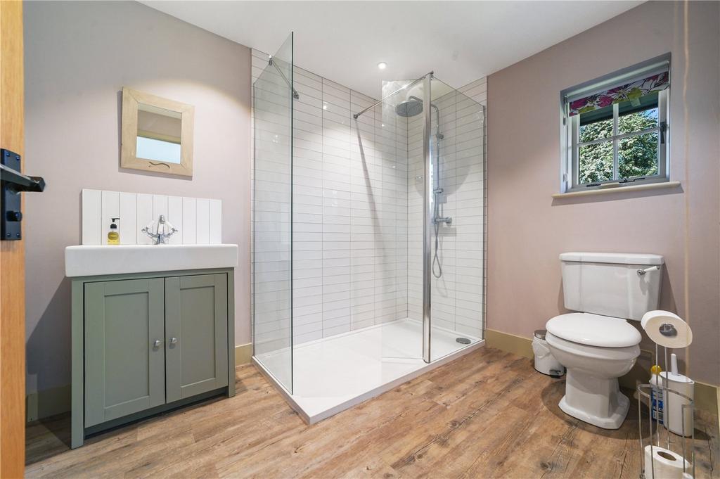 Barn Shower Room