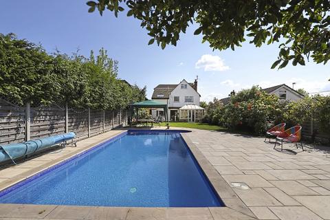 54 Epping Road, Toot Hill, Ongar, CM5 9SQ