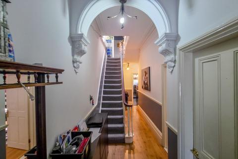 316 Plumstead High Street, London, SE18 1JT