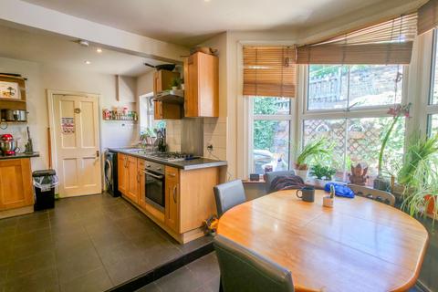316 Plumstead High Street, London, SE18 1JT