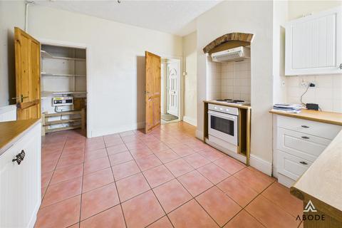 3 bedroom end of terrace house for sale, School Street, Swadlincote DE11