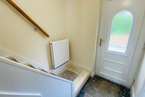 3 bedroom semi-detached house for sale, Alandale Road, Bradley, Huddersfield