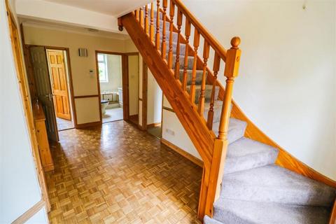4 bedroom detached house for sale, Lincoln Rd, Deeping Gate, Peterborough, Cambs, PE6 9BA