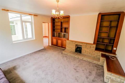 4 bedroom detached house for sale, Lincoln Rd, Deeping Gate, Peterborough, Cambs, PE6 9BA