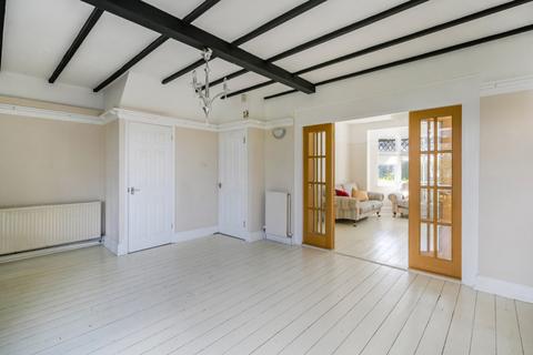 146 Princes Gardens, Acton, London, W3 0LN