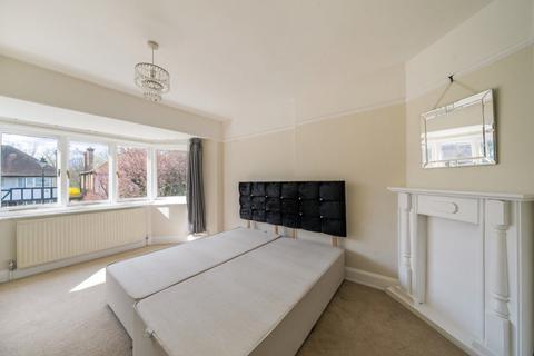 146 Princes Gardens, Acton, London, W3 0LN