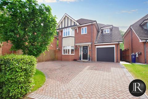 26 Pinetrees, Rugeley, WS15 1EQ