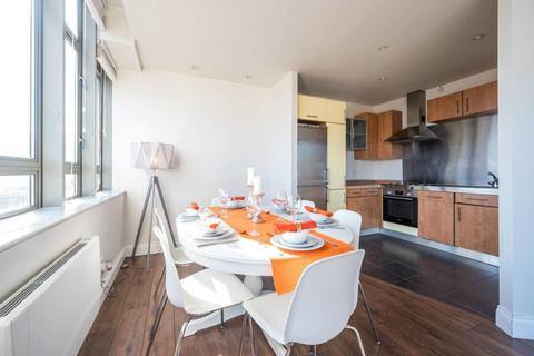 2 bedroom apartment to rent, City Road, Old Street, London EC1V