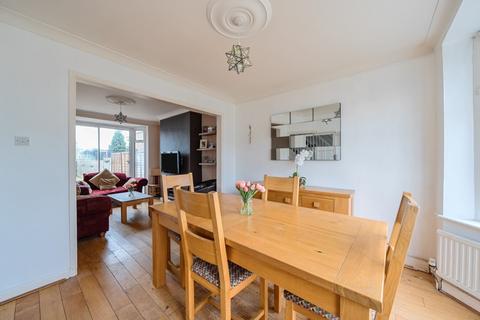 3 The Meads, Sutton, SM3 9AX