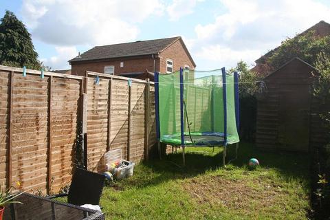 2 bedroom house to rent, Axtell Close Kidlington