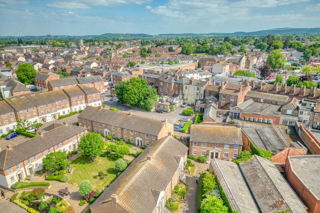 Ewemove Taunton - Eastgate Gardens (17)