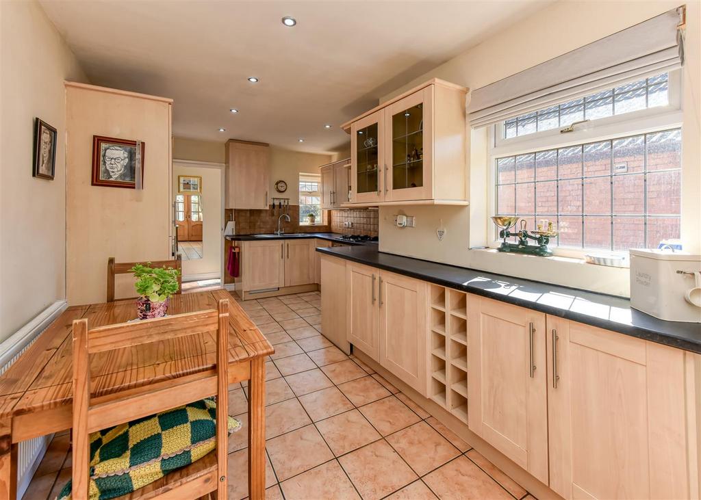 4 Shop Lane-kitchen2.jpg