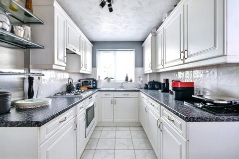 35 Isaac Square, Great Baddow, Chelmsford, CM2 7PP