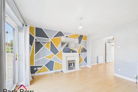 17 Appletree Way, Sherburn In Elmet, Leeds, LS25 6DQ