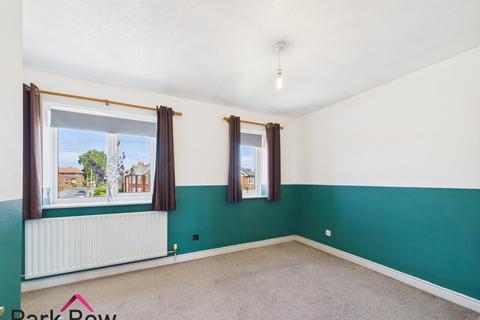 17 Appletree Way, Sherburn In Elmet, Leeds, LS25 6DQ
