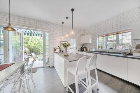 undefined, Whitgift Avenue, South Croydon, CR2