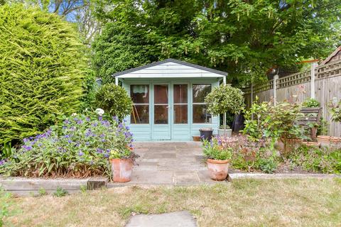 3 bedroom semi-detached house for sale, Church Hill, Dover CT15