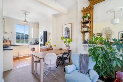 2 bedroom apartment for sale, Prince Of Wales Road, London, NW5