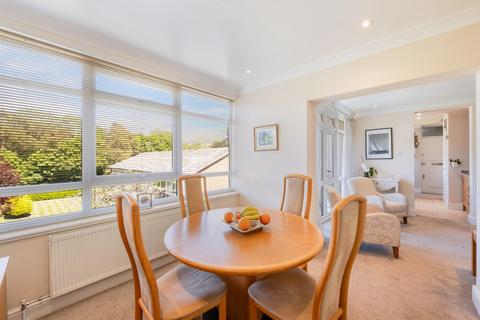 2 bedroom flat for sale, Killasser Court, Tadworth KT20