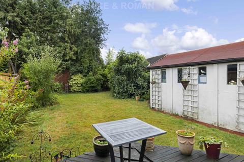 3 bedroom semi-detached house for sale, Epsom KT19