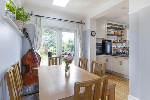 3 bedroom semi-detached house for sale, Epsom KT19