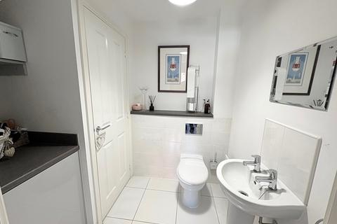 1 Edward Drive, Ottery St Mary, EX11 1GE