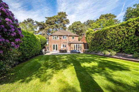 4 bedroom detached house for sale, Pine Tree Hill, Pyrford, GU22