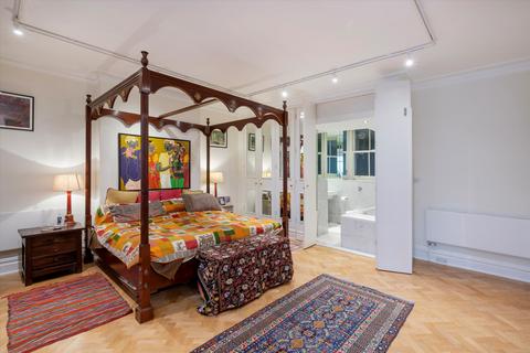 2 bedroom flat for sale, Queen's Gate, London, SW7