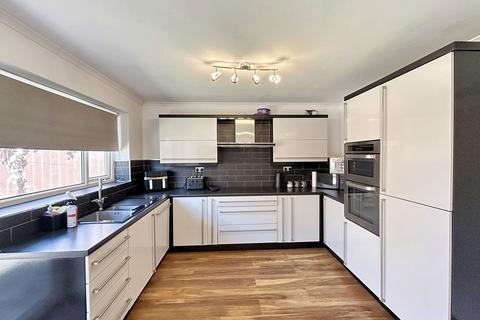 10 Grange Avenue, Peterlee, SR8 3EH