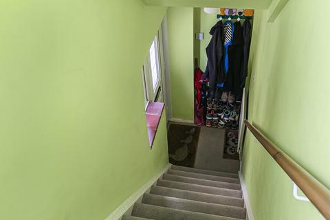 46 Wolsey Close, Hounslow, TW3 2PJ