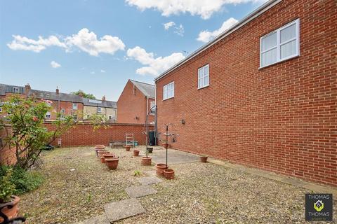 4 Chillingworth Mews, Gloucester, GL1 1HH
