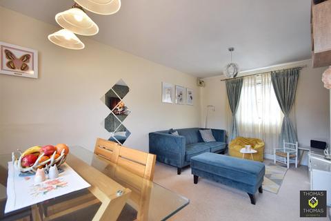 4 Chillingworth Mews, Gloucester, GL1 1HH