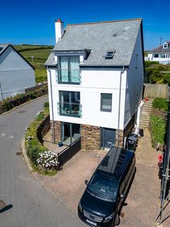 2 Bethan View, Perranporth, TR6 0FB