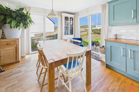 2 Bethan View, Perranporth, TR6 0FB