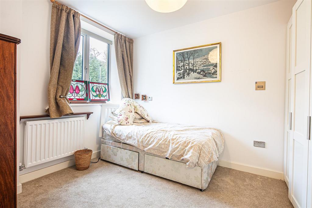 Principal bedroom