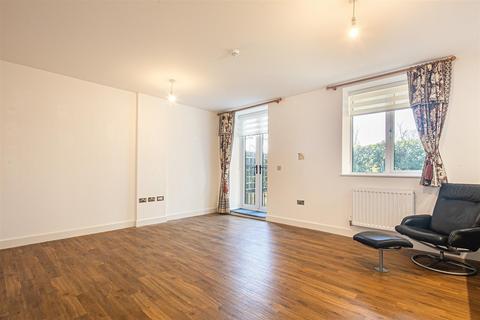 2 bedroom flat for sale, 9 East Court, Carriage Spring Drive, Broomhill, S10 3HH