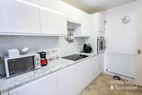 2 bedroom semi-detached bungalow for sale, Willow Court, Bridgwater TA6